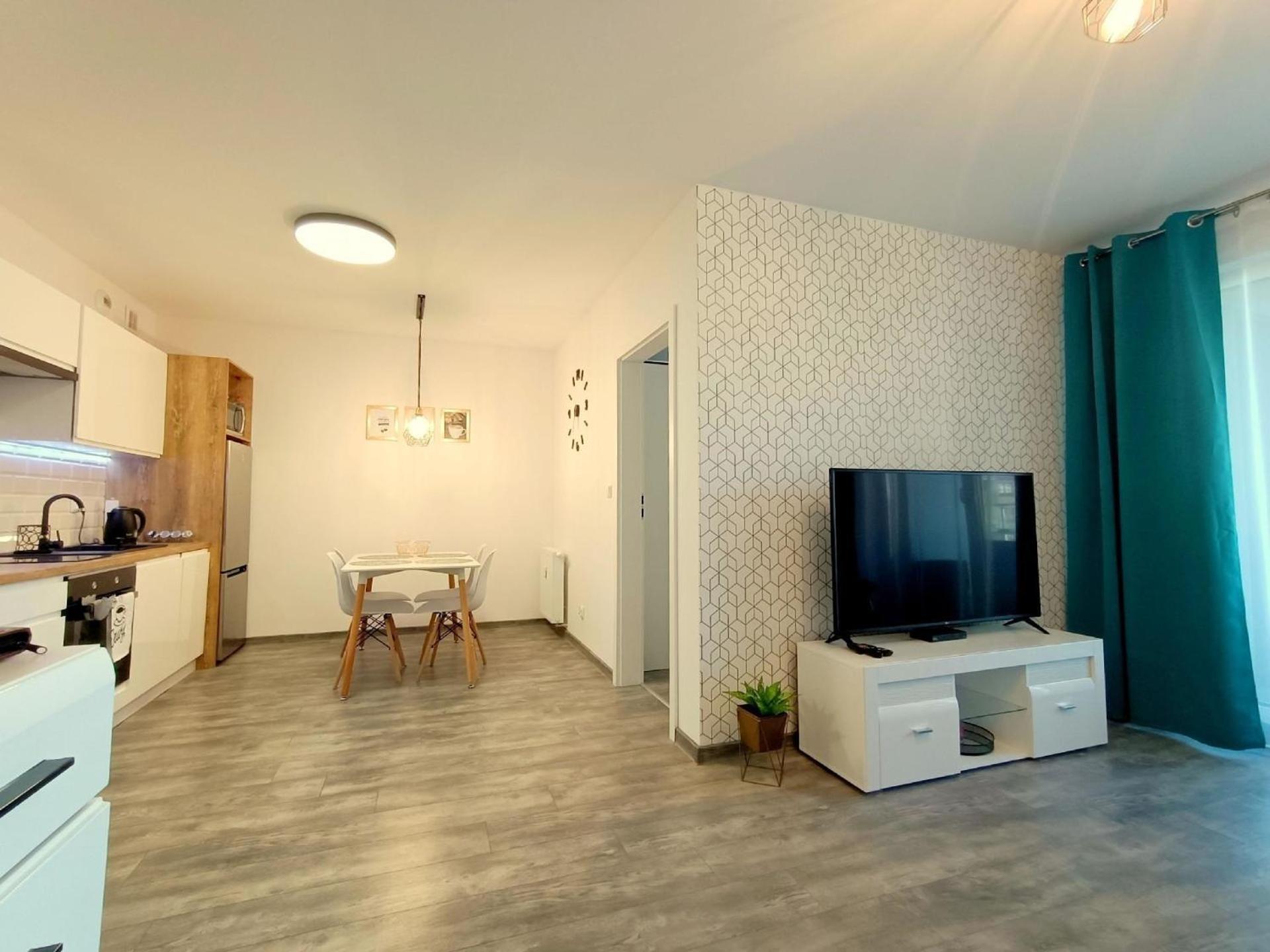Apartment Brandneue In Mit Garten